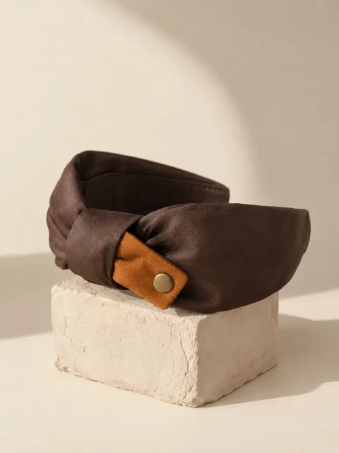 Knot Headband, studio photo